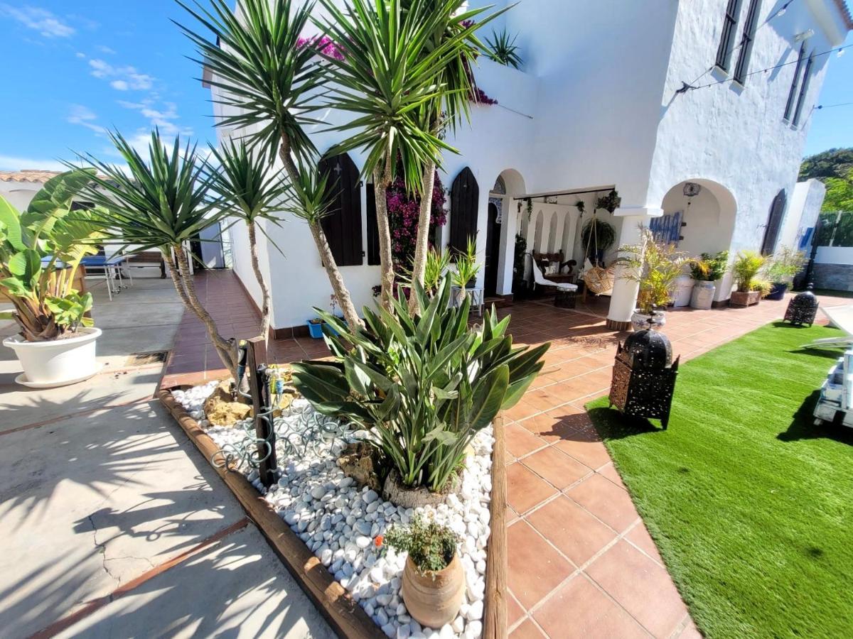 GATU Villa LURBERRI piscina privada, 4 dormitorios, 2 baños, parking , jardín y barbacoa Chiclana de la Frontera Exterior foto
