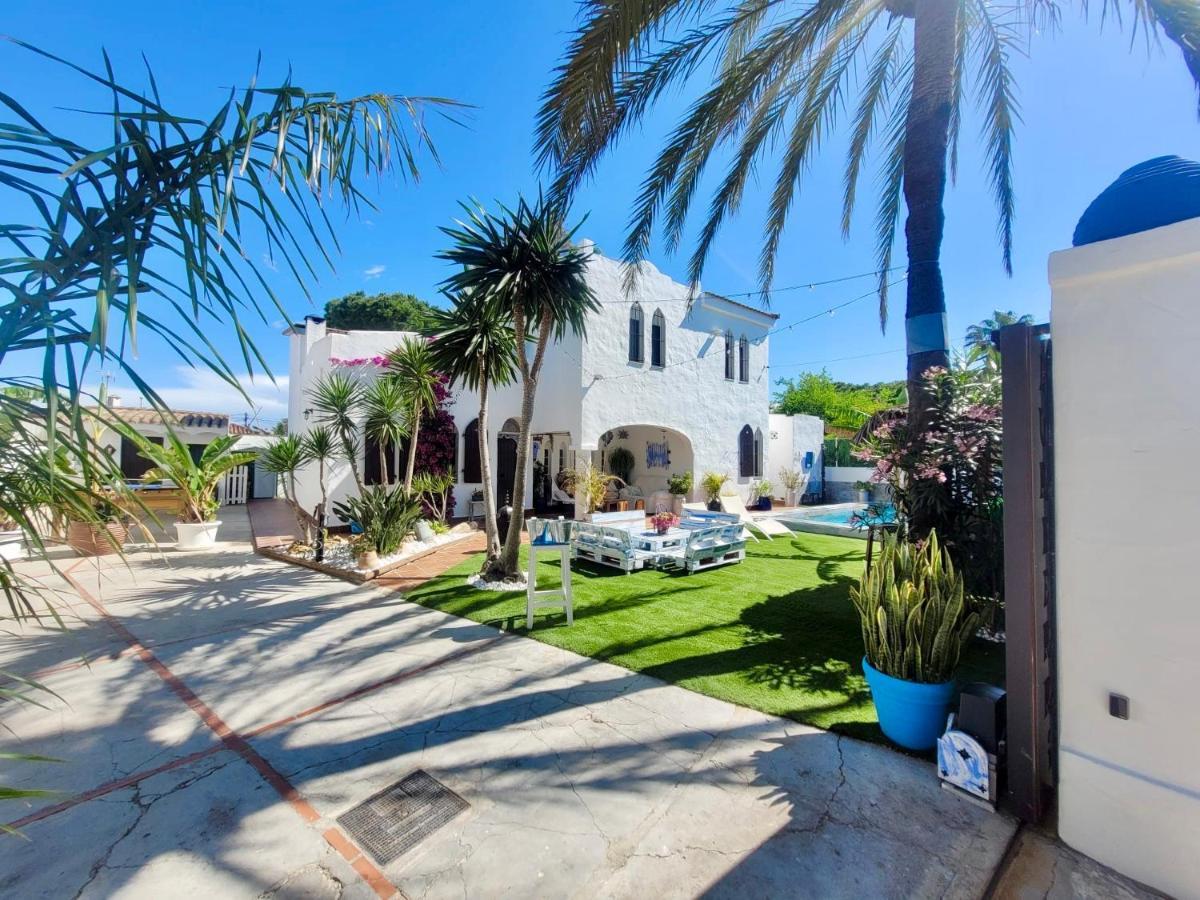 GATU Villa LURBERRI piscina privada, 4 dormitorios, 2 baños, parking , jardín y barbacoa Chiclana de la Frontera Exterior foto